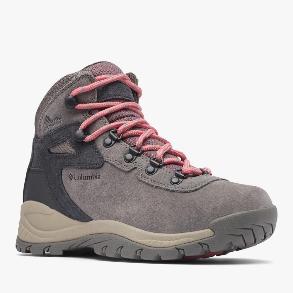 Columbia Women’s Newton Ridge Plus Waterproof Amped Hiking Boot